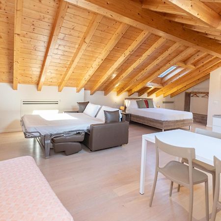 Bed and Breakfast Il Grifo Lenno Esterno foto