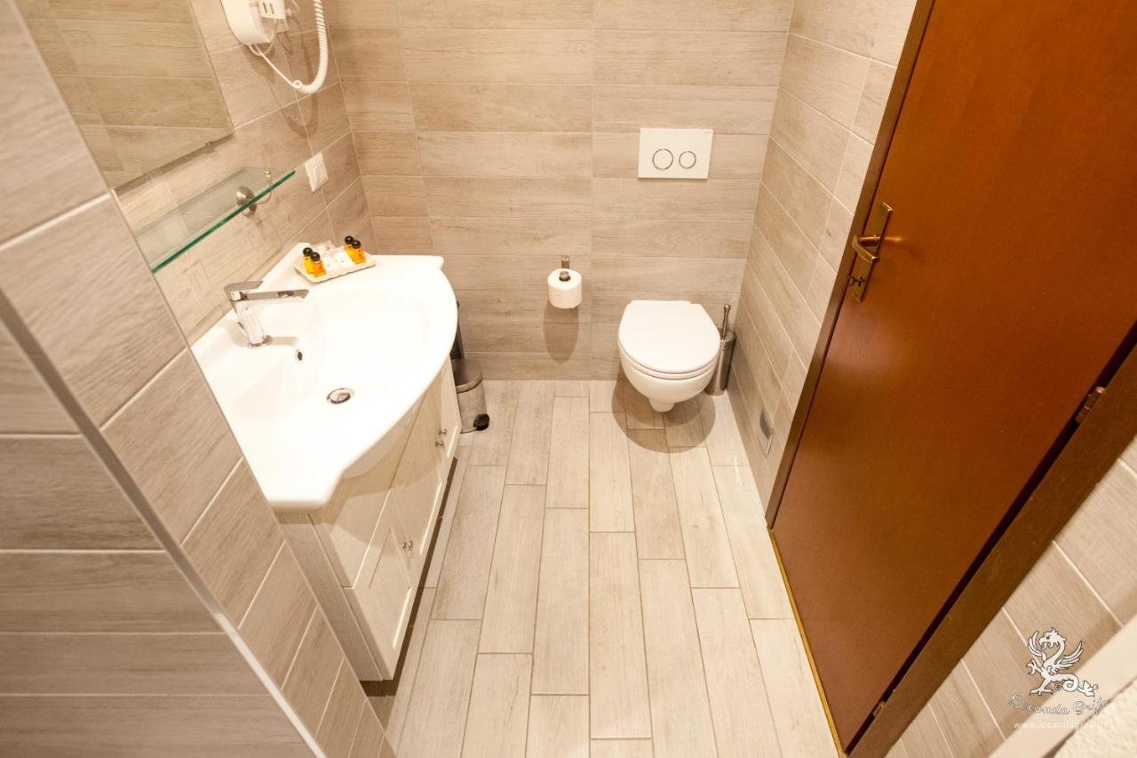 Bed and Breakfast Il Grifo Lenno Esterno foto