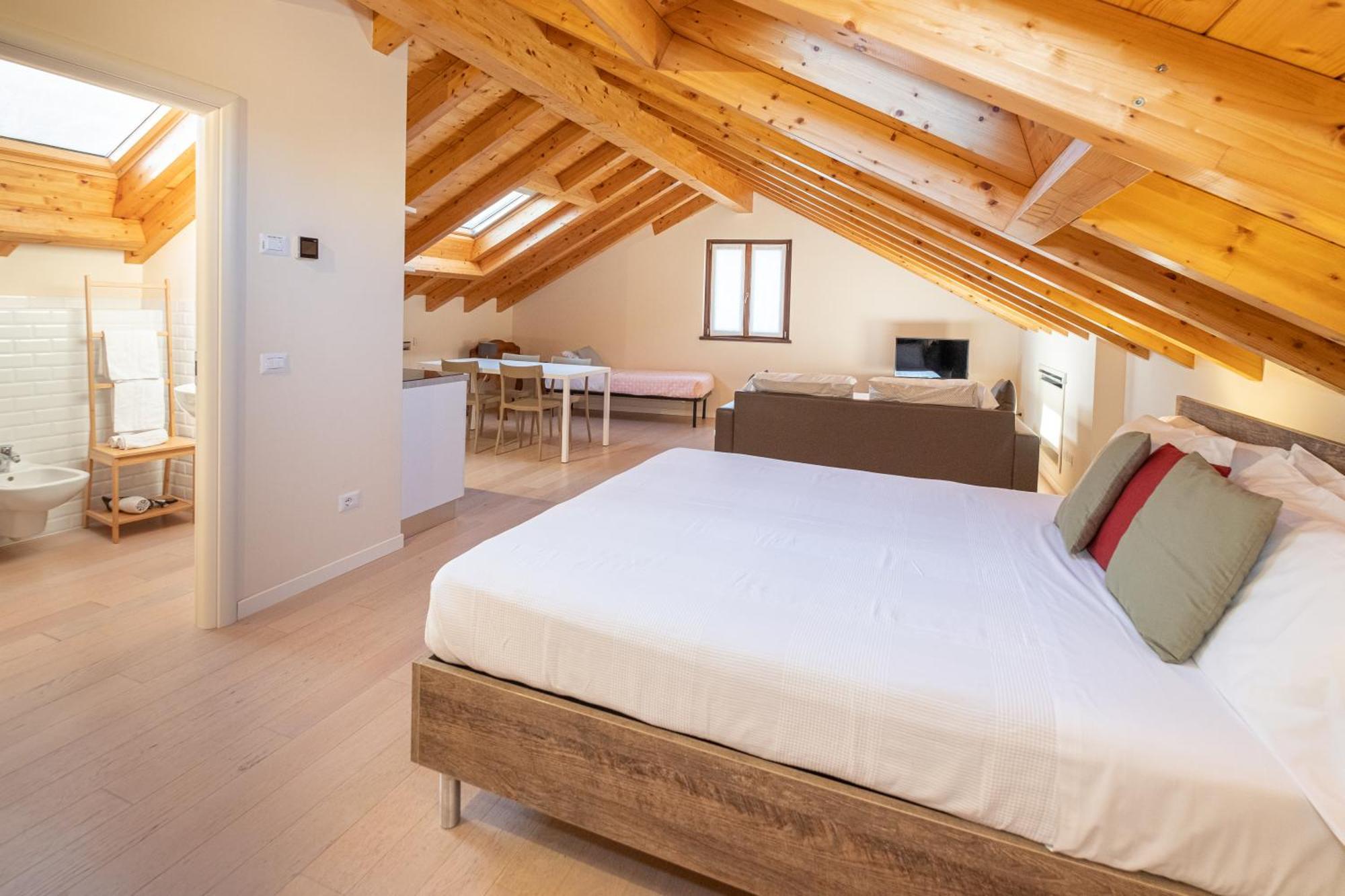 Bed and Breakfast Il Grifo Lenno Esterno foto