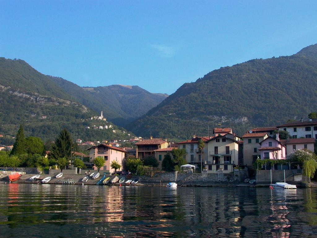 Bed and Breakfast Il Grifo Lenno Esterno foto
