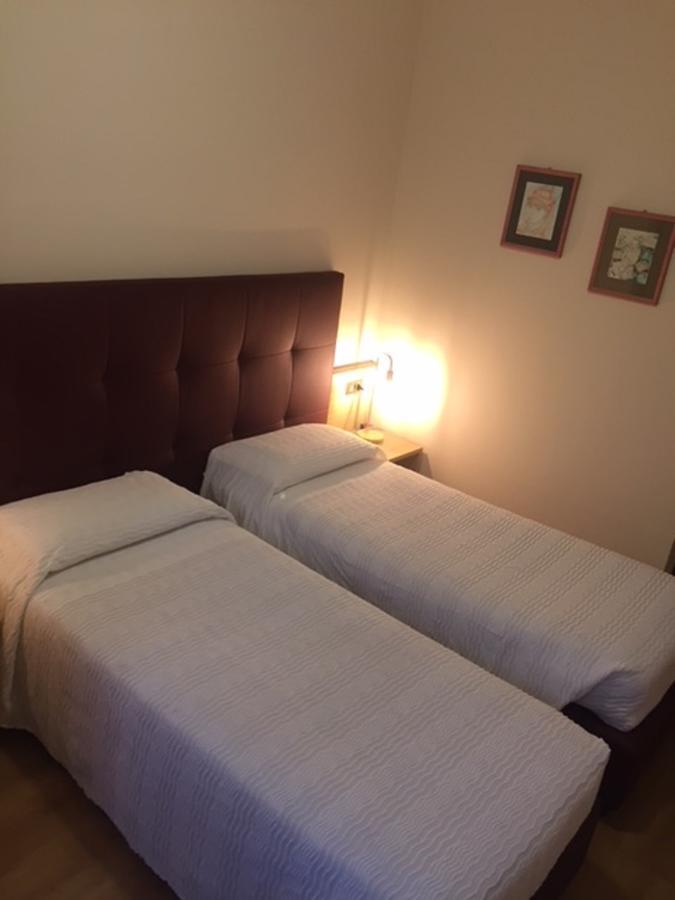 Bed and Breakfast Il Grifo Lenno Esterno foto